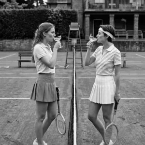 Tennis & Cocktails schwarz weiss